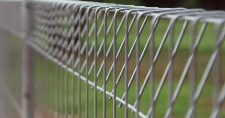 Harga Pagar BRC Sekaki di Malaysia 2024 2 Apa Itu Pagar BRC