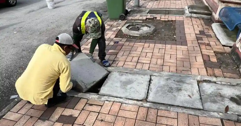 Harga Penutup Longkang Konkrit Terkini di Malaysia 2024 2 Faktor faktor yang Mempengaruhi Harga Penutup Longkang Konkrit