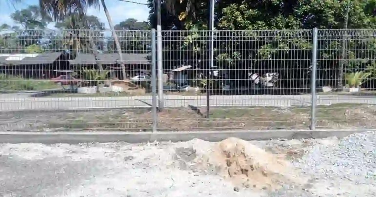 Upah Pasang Pagar BRC Per Meter di Malaysia 2024 4 Tips Memilih Kontraktor Pasang Pagar BRC