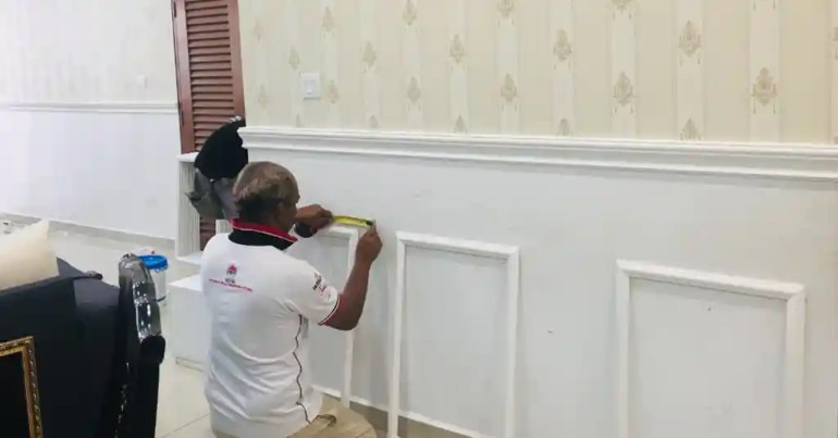 Harga Upah Pasang Wainscoting Terkini