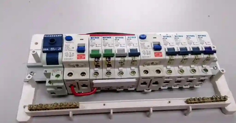 Upah Pasang DB Single Phase Terkini di Malaysia 2024 4 Proses Pemasangan DB Single Phase