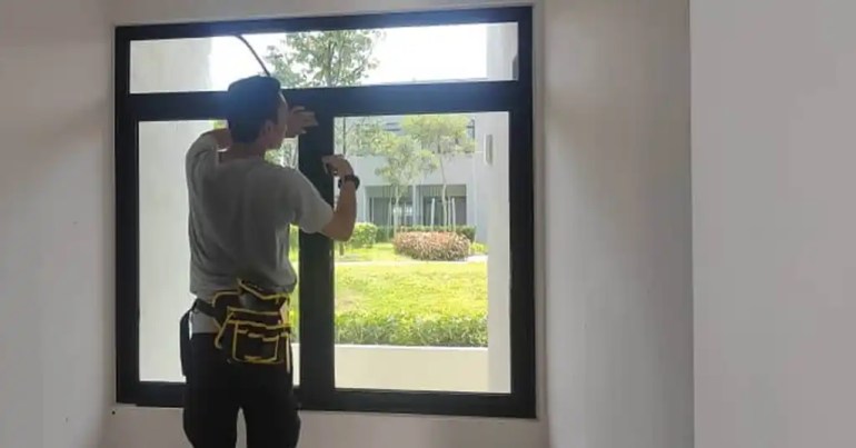 Harga Upah Pasang Tinted Rumah Sekaki di Malaysia 2024 5 Tip Memilih Jurupasang Tinted Rumah Profesional