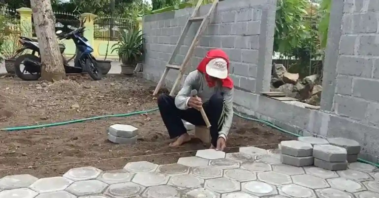 Kos Pasang Paving Block Per Meter di Malaysia 2024 9 Tip Memilih Tukang Pasang Paving Block Profesional