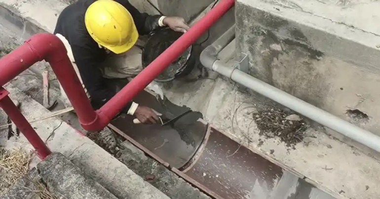 Harga Upah Pasang Longkang Rumah di Malaysia 2024 4 Tips Memilih Kontraktor Pasang Longkang