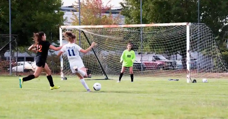 Tips Memilih Tiang Gol Bola Sepak yang Sesuai